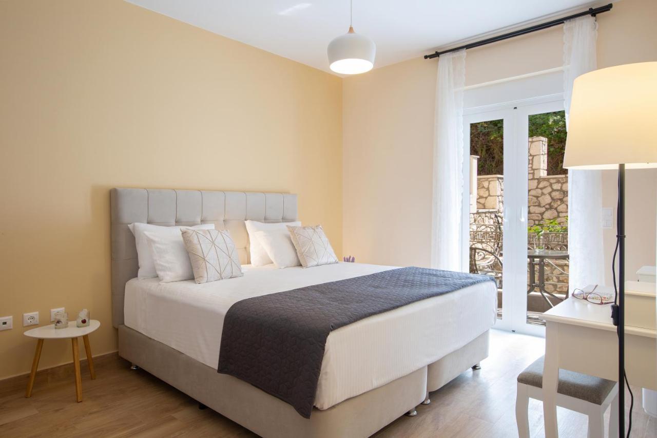 Sea N' Smile Apartment Apolpaina Bagian luar foto